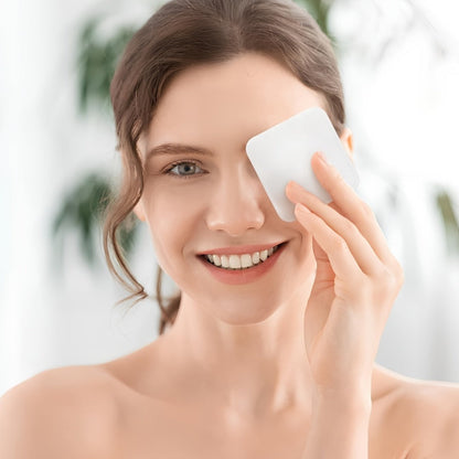 Extra-Large Dry Makeup Remover Pads in 100- or 200-Piece Boxes, 3-Layer 7 x 6 cm Cleansing Squares