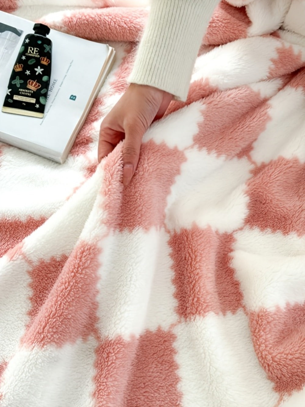Plaid and Panda Flannel Blanket with Six Design Labels and Four Sizes from 39.37 x 59.06 to 78.74 x 90.55 Inches
