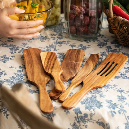 Kitchen Utensils Five-Piece Teak Wood Spurtles and Spatulas with Brown Grain and Hanging Holes for Cooking