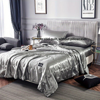 Satin-Look Summer Quilt in White, Silvery Grey, Pink or Lake Blue with Twin and Full Sizes