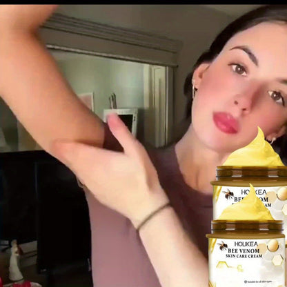 Body Cream HOUKEA Three 60g Jars with Bee Venom, Retinol, Allantoin and Salicylic Acid for External Use