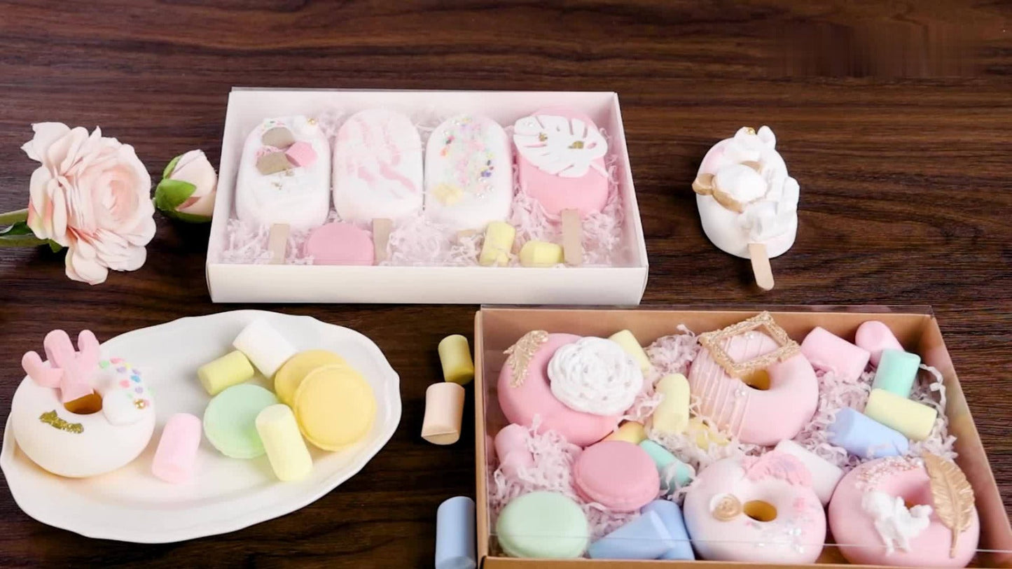 50-Pack White Pastry Presentation Boxes with Full Clear Lids and Pictured 9.5 x 6 x 1.2-Inch Size