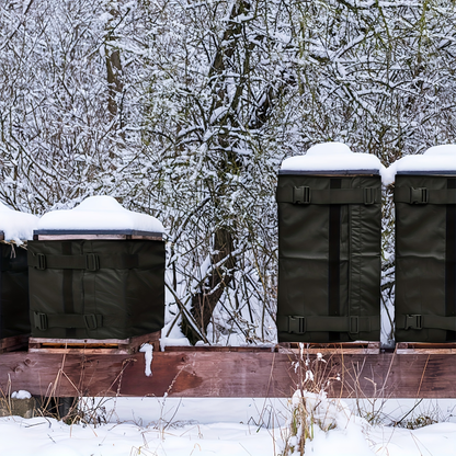 Black Beehive Winter Insulation Wrap with Adjustable Buckle Straps in 192 x 40 or 60 cm Sizes