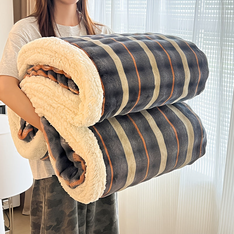 400-450 GSM Flannel Blanket with Plush-Look Lining, 16 Pattern Choices and Four Size Labels