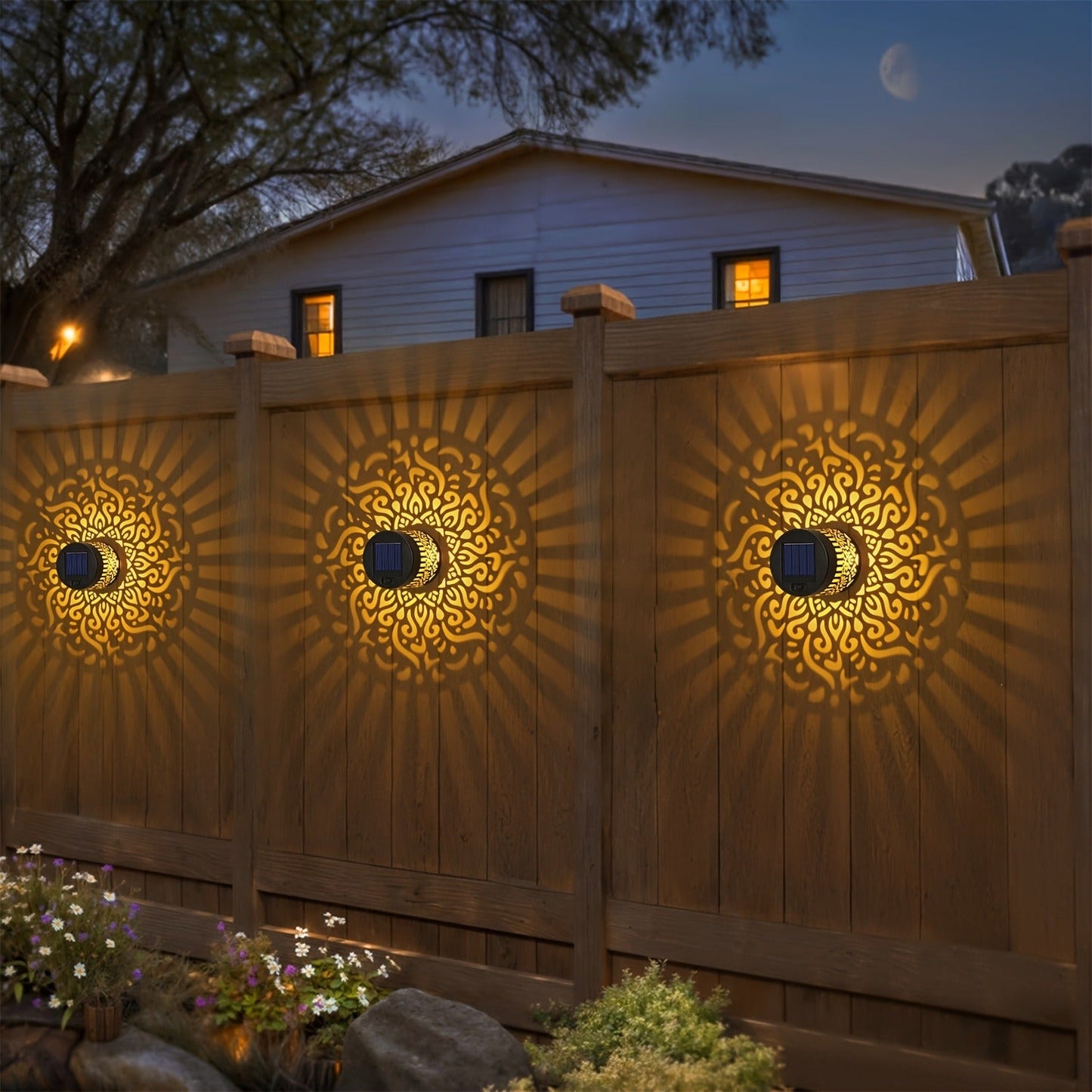 Solar Garden Lights IP65 Mandala Metal Wall Lanterns with Pattern Projection in 1/2/4 Packs for Fence Decor