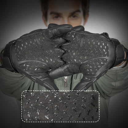 Full-Finger Tactical Gloves with Touchscreen Panels, Camouflage Finish and Anti-Slip Palm Design