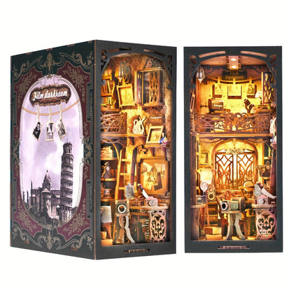 Film Darkroom Book Nook Kit with 405-Piece Vintage Photography Scene and Multiple Warm Lighting Points