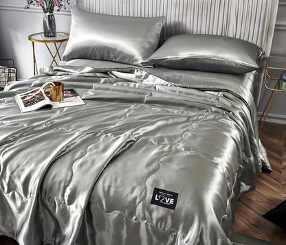 Satin-Look Summer Quilt in White, Silvery Grey, Pink or Lake Blue with Twin and Full Sizes