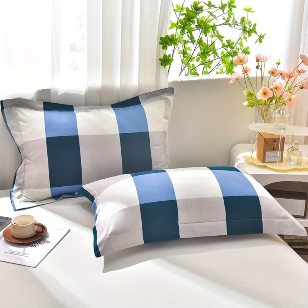 Floral Three-Piece Thin Quilt Set with Two Pillowcases, Twin to King Sizes and Three Printed Styles