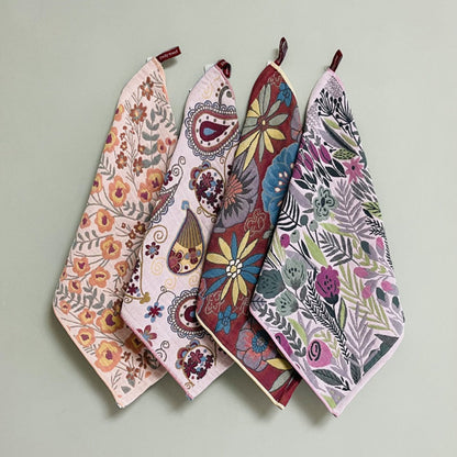 Floral Cotton Face Towels 2pcs – Soft Absorbent Wash Cloths for Home, Hotel & Spa | 14.37x15.75 In