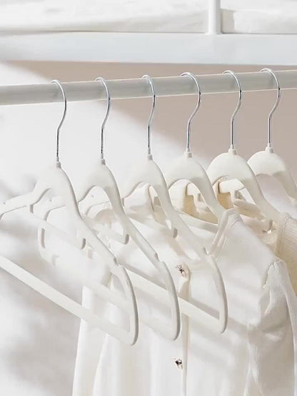 Non-Slip Velvet Hangers with 360° Rotating Hook & Hanger Buckles – Space Saving Closet Organizer Set (50pcs or 20pcs)