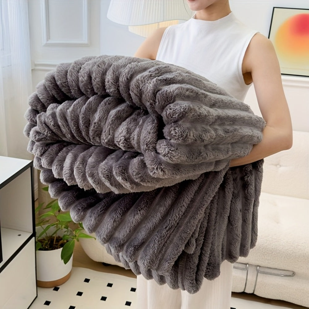 500gsm Heavy Plush Blanket – Ultra Thick Soft Warm Fluffy Blanket for Bed, Sofa & Travel, Baby to Double Size, 5 Colors