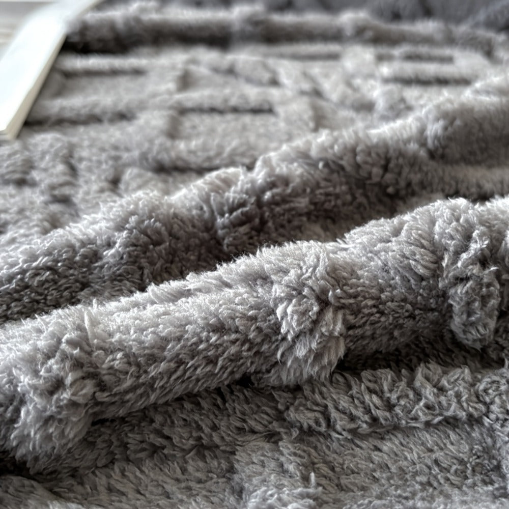 Sofa Cover Soft Polyester Velvet Bohemian Jacquard Throw for 3 or 4-Seater Sofas in Five Colors