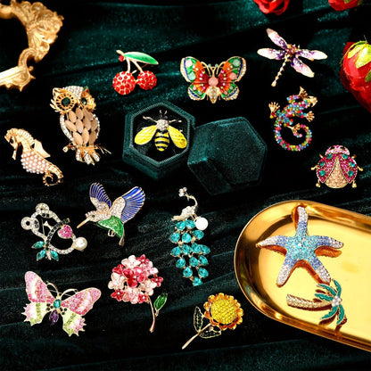 Brooch Pin - Set for Women 16pcs Rhinestone Vintage Animal Insect Plant Lapel Bulk - product detail view 4