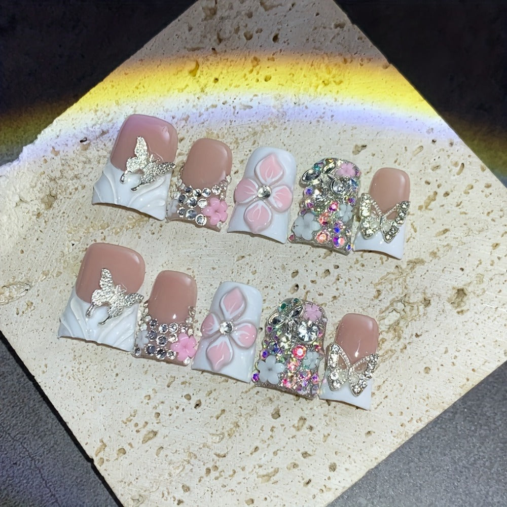 Press On Nails 10-Piece Short Duckbill Set with White French Tips, Golden Butterfly and 3D Carved Flower