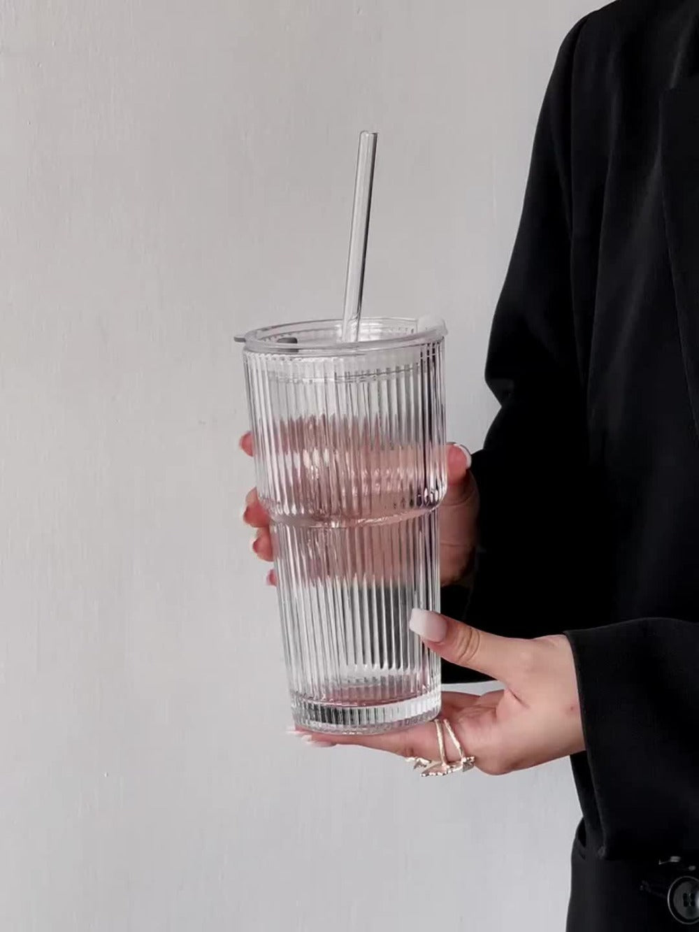 Vintage Striped Drinking Glasses with Glass Straws – 19oz High Borosilicate Iced Coffee Cups Set for Juice, Smoothies & Parties, Thick & Durable Glassware Gift Set (2 or 4 Pack)