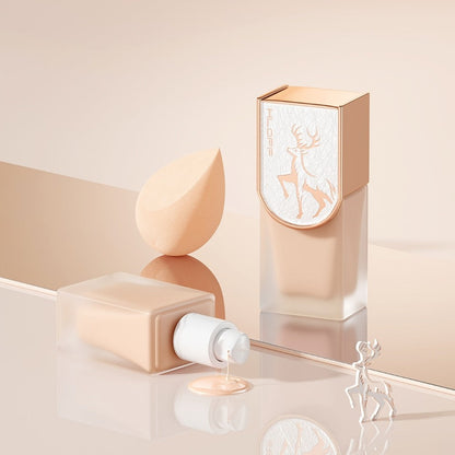 Rose-Gold Makeup Gift Box with Four-Pan Face Palette, Eyeshadow Palette, Lip and Eye Products and Makeup Brushes