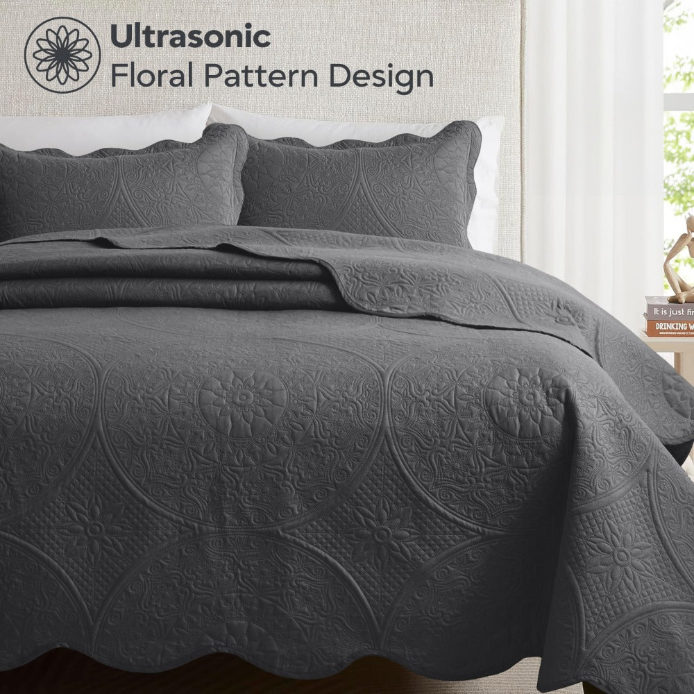 Quilted Bedspread Set 3 Piece – Soft Floral Coverlet with Pillow Shams, Lightweight Breathable Quilt for Bedroom & Guest Room, All Season Bed Cover