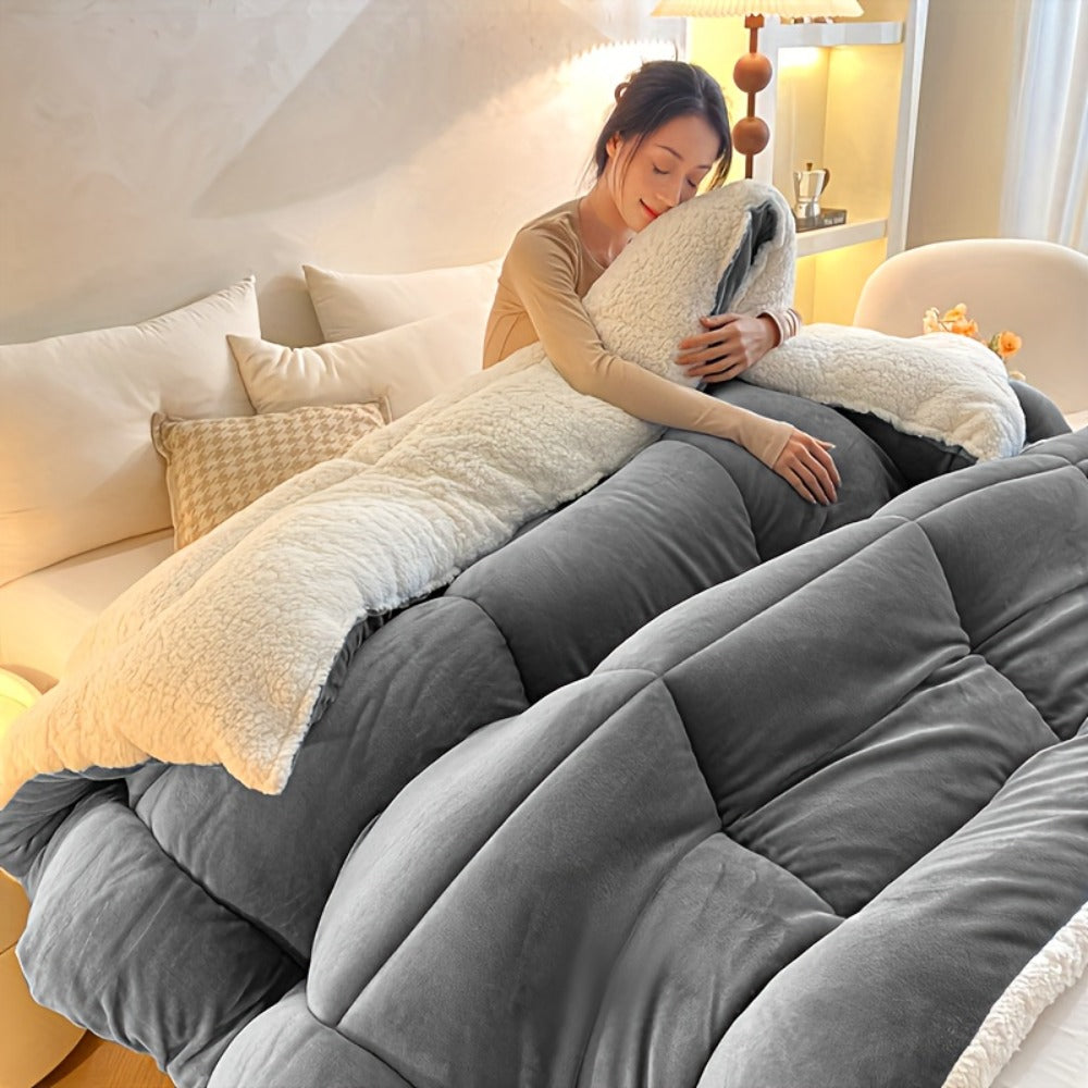 Moire Pattern Flannel Blanket – 200-250gsm Thick Plush Reversible Throw for Sofa & Bed, Soft Cozy Microfiber, 5 Colors, 4 Sizes