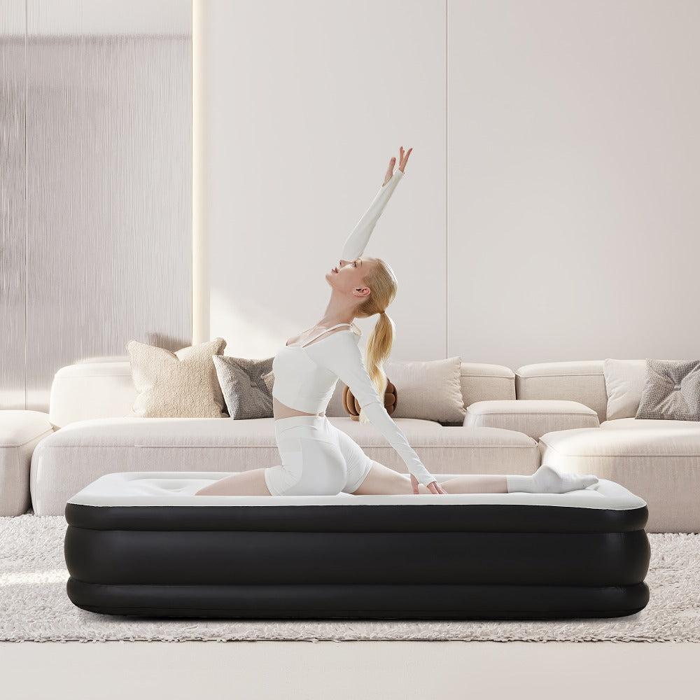 Air Mattress with Double-Height Profile and Side Inflation Panel in 75 × 39 or 80 × 60-Inch Options