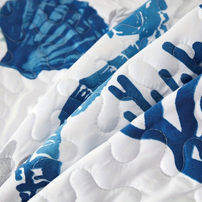 Three-Piece Ocean-Print Duvet Cover Set with Two Pillowcases in Twin, Full-Queen or King Sizes