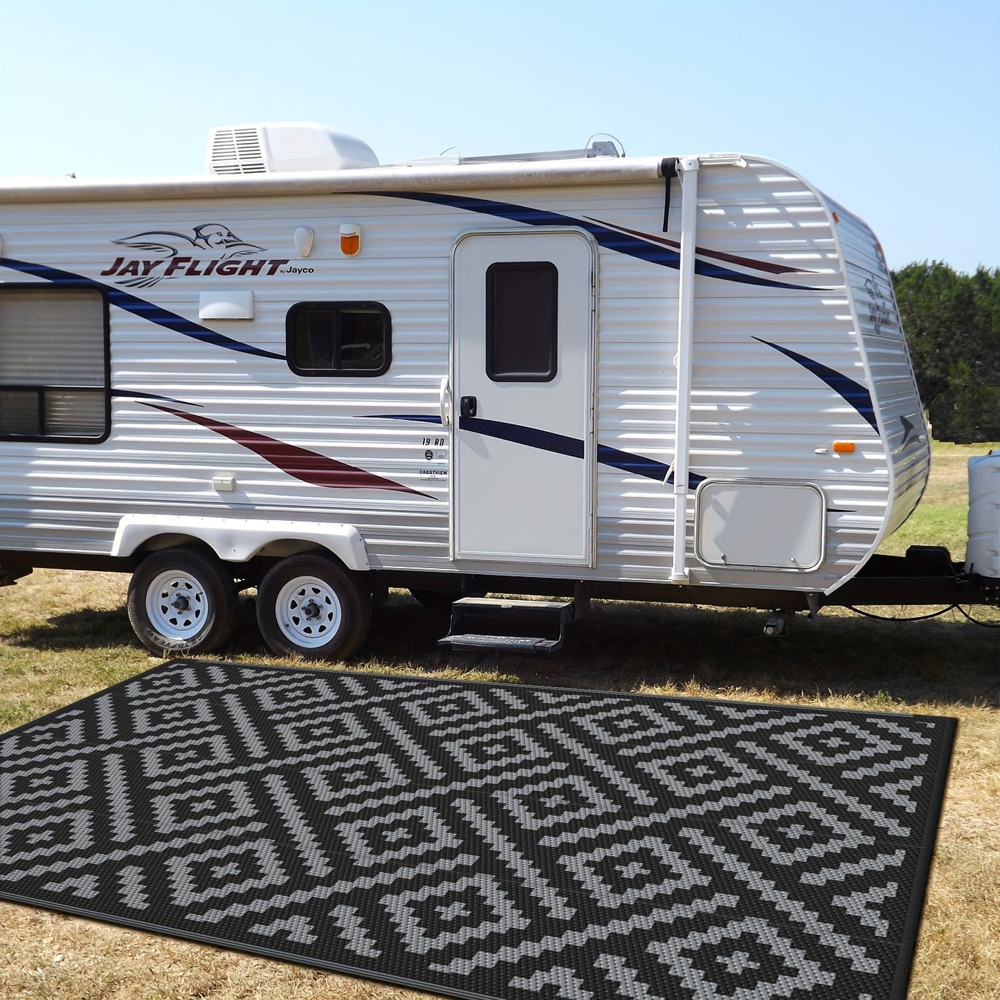 Reversible Outdoor Rug in Multiple Geometric, Border and Leaf Patterns with Displayed Sizes from 5 x 8 to 9 x 12 Feet