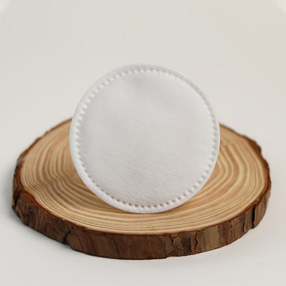 Round Cotton Makeup Remover Pads in 300- or 600-Count Packs with 5.8 cm Diameter and Stitched Edges