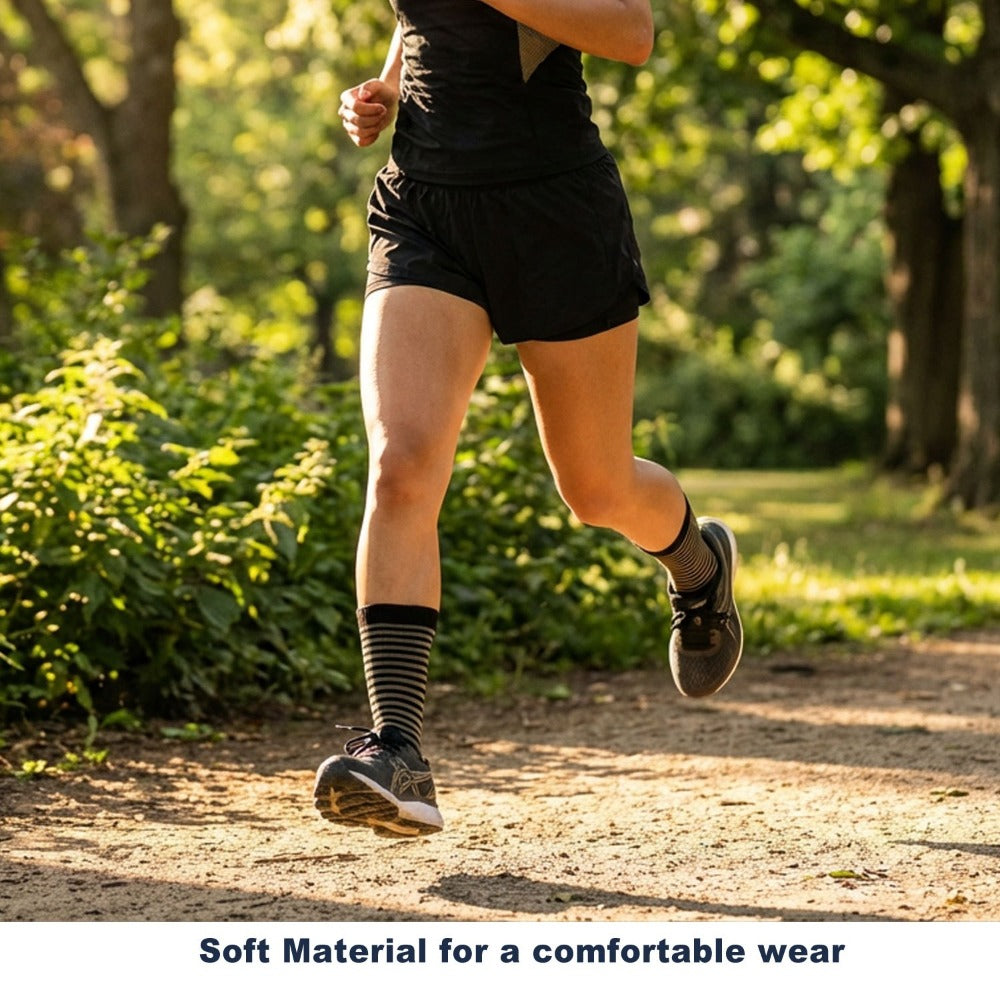 Four-Pair Extra-Wide Crew Sock Set in Mixed Colors with Non-Binding Cuffs and L or XL Size Options