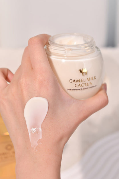 130 g Retinol Night Cream with Niacinamide, Vitamin E and Camel Milk for a Nighttime Skin Routine