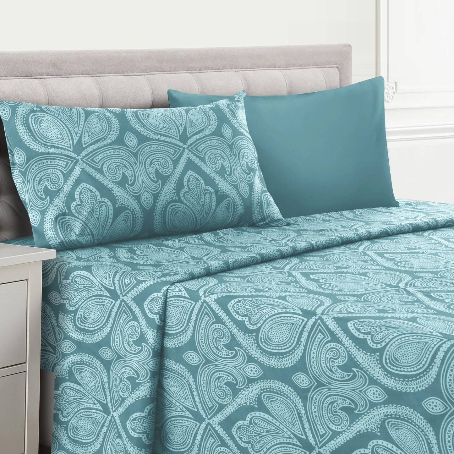Bed Sheet Set Paisley Brushed Polyester in 4- or 6-Piece Sizing with 16-Inch Pocket and Wash Instructions
