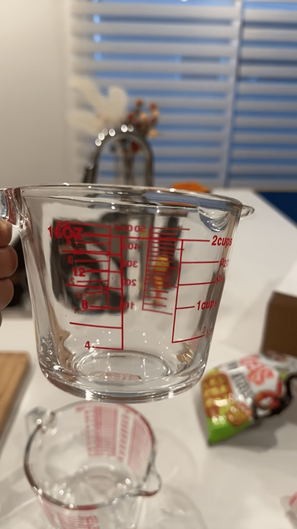 Glass Measuring Cup Heat Resistant Large with Handle 16.9 oz 33.8 oz Reusable Kitchen Baking for Home Cooking, Dining and Outdoor Meals