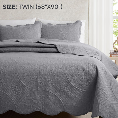 Quilted Bedspread Set 3 Piece – Soft Floral Coverlet with Pillow Shams, Lightweight Breathable Quilt for Bedroom & Guest Room, All Season Bed Cover