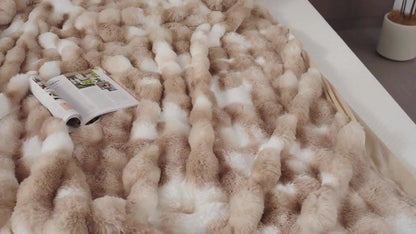 Faux Rabbit Fur Fluffy Blanket – Thick Warm Soft Plush Throw for Bed & Living Room, Luxury Furry Blanket, 8 Colors, 4 Sizes