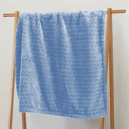 Quilted Flannel Throw Blanket – 180-200gsm Soft Warm All-Season Bed Cover, 17 Patterns, Rhinestone & Checker Designs, 2 Sizes