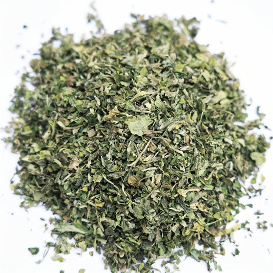Natural Cat Treats 100g - Dried Herb Snacks for Cats to Aid Digestion, Reduce Hairballs & Stress, Promote Oral Health and Stimulate Natural Instincts