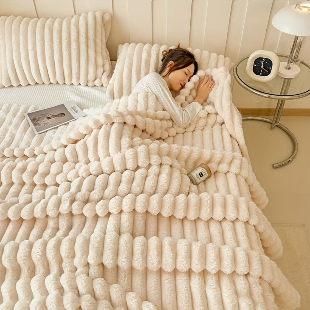 Plush Faux Fur Blanket – Imitation Rabbit Fur 300-350gsm Knit Throw for Sofa, Bed & Travel, All Season, 3 Colors, 2 Sizes