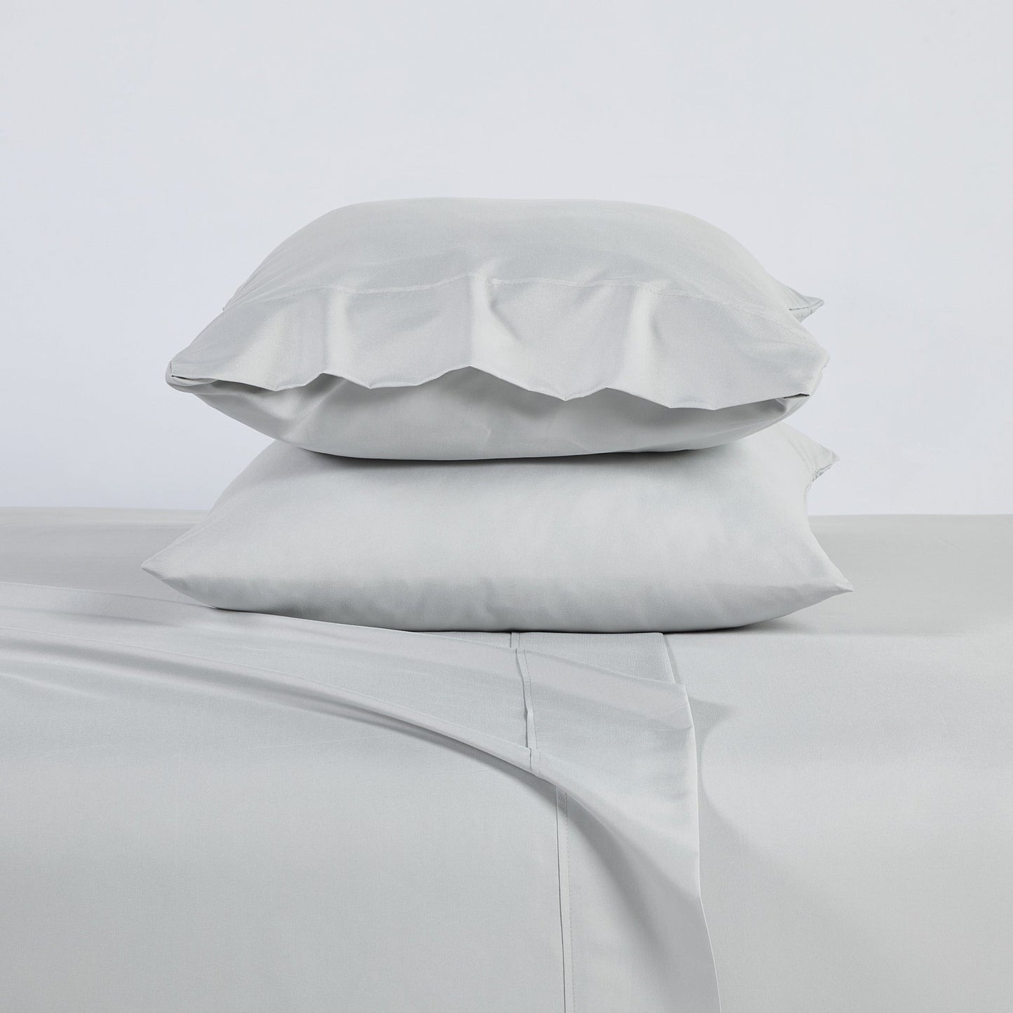 Sheet Set, 2000-Thread-Count 50% Microfiber and 50% Bamboo Blend with 16-Inch Fitted Pocket and Size-Based Pieces