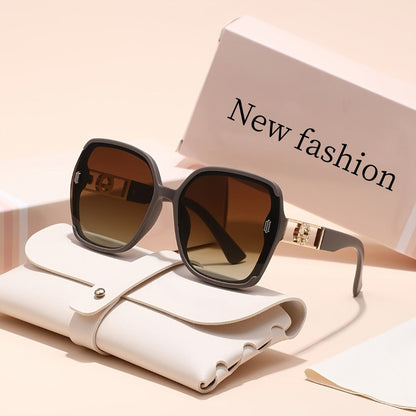 Fashion Glasses - Retro Rectangle Women Anti-Reflective PC Lens Lightweight Plastic Frame - product detail view 5