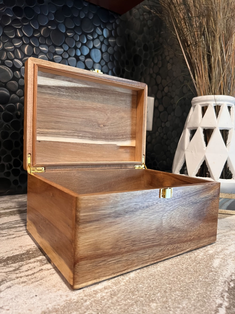 Keepsake And Memory Boxes for Practical Everyday Home Use in Home Office detail image - detail view 12