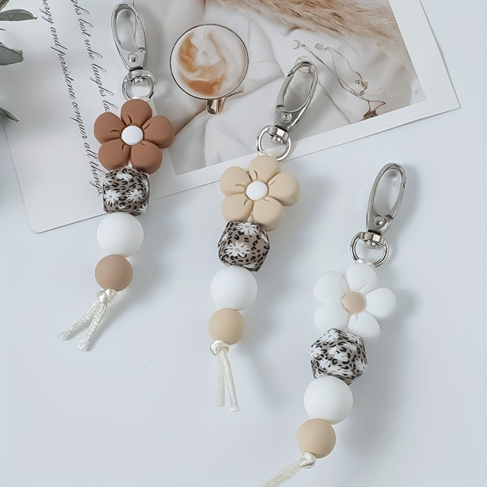 Keychain - Flower Bead Set 3 Pcs - Cute Mini Floral Beaded for Women Girls, Handmade - product detail view 4