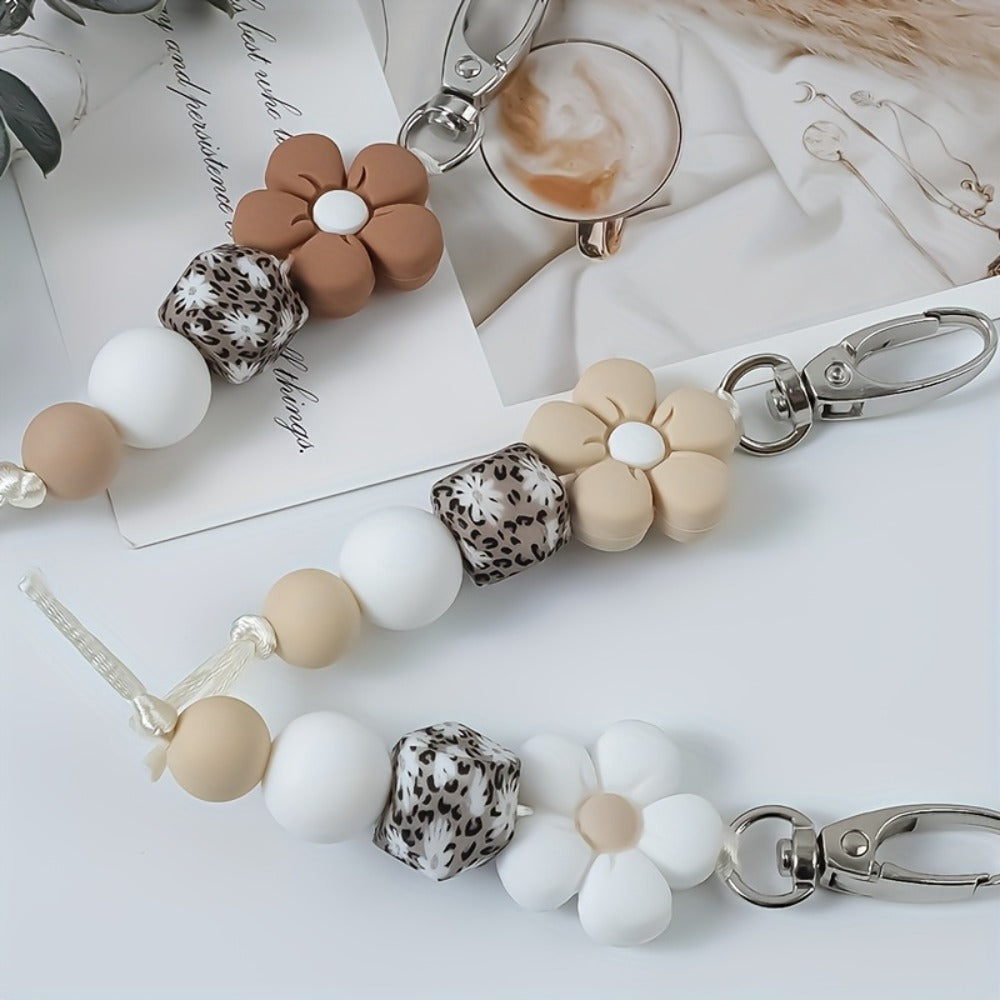 Keychain - Flower Bead Set 3 Pcs - Cute Mini Floral Beaded for Women Girls, Handmade - product detail view 7