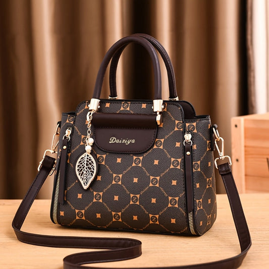 Laptop Bag – Adjustable Strap, for Everyday Use – front view