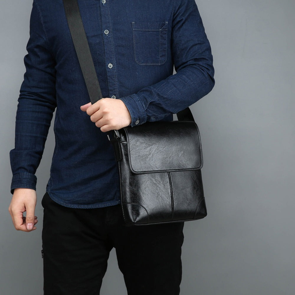 Laptop Bag – Adjustable Strap, for Travel & Work – detail view 4