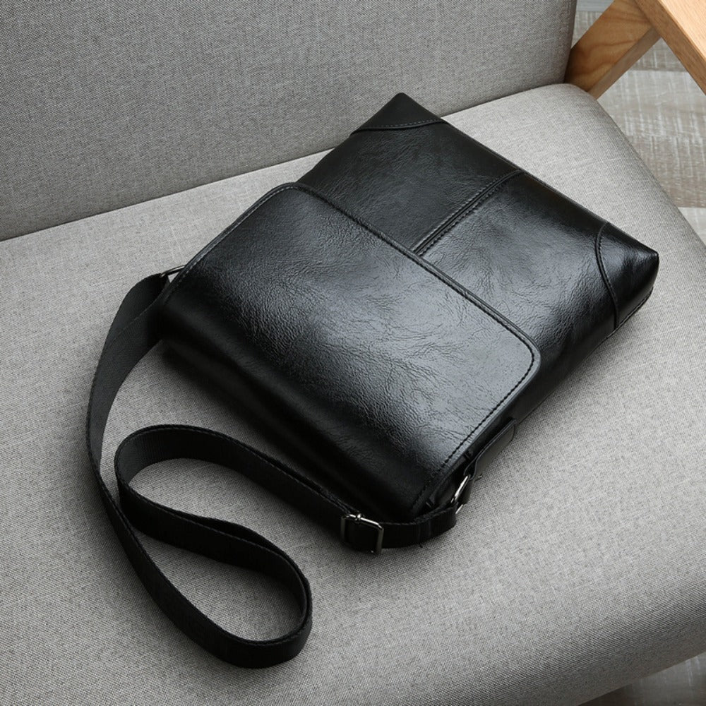 Laptop Bag – Adjustable Strap, for Travel & Work – detail view 7