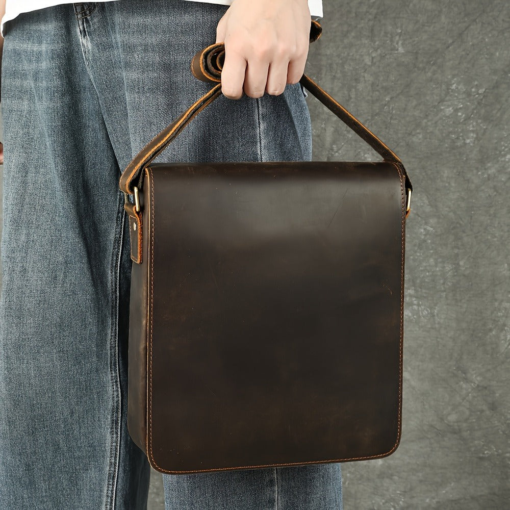 Laptop Bag – Genuine Leather, for Travel & Work – detail view 10