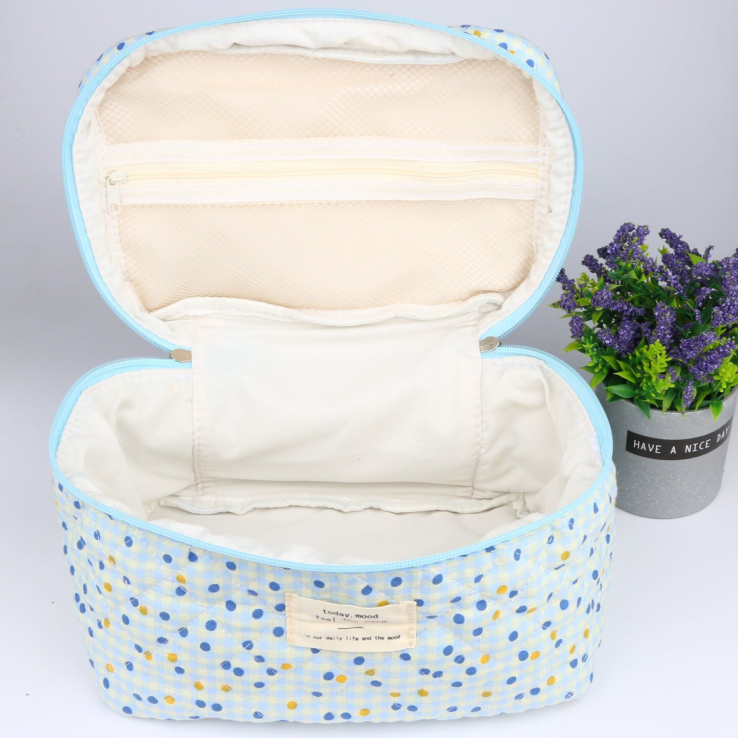Travel Makeup Bag – 2-Piece, Quilted, Large Capacity, for Travel – detail view 26