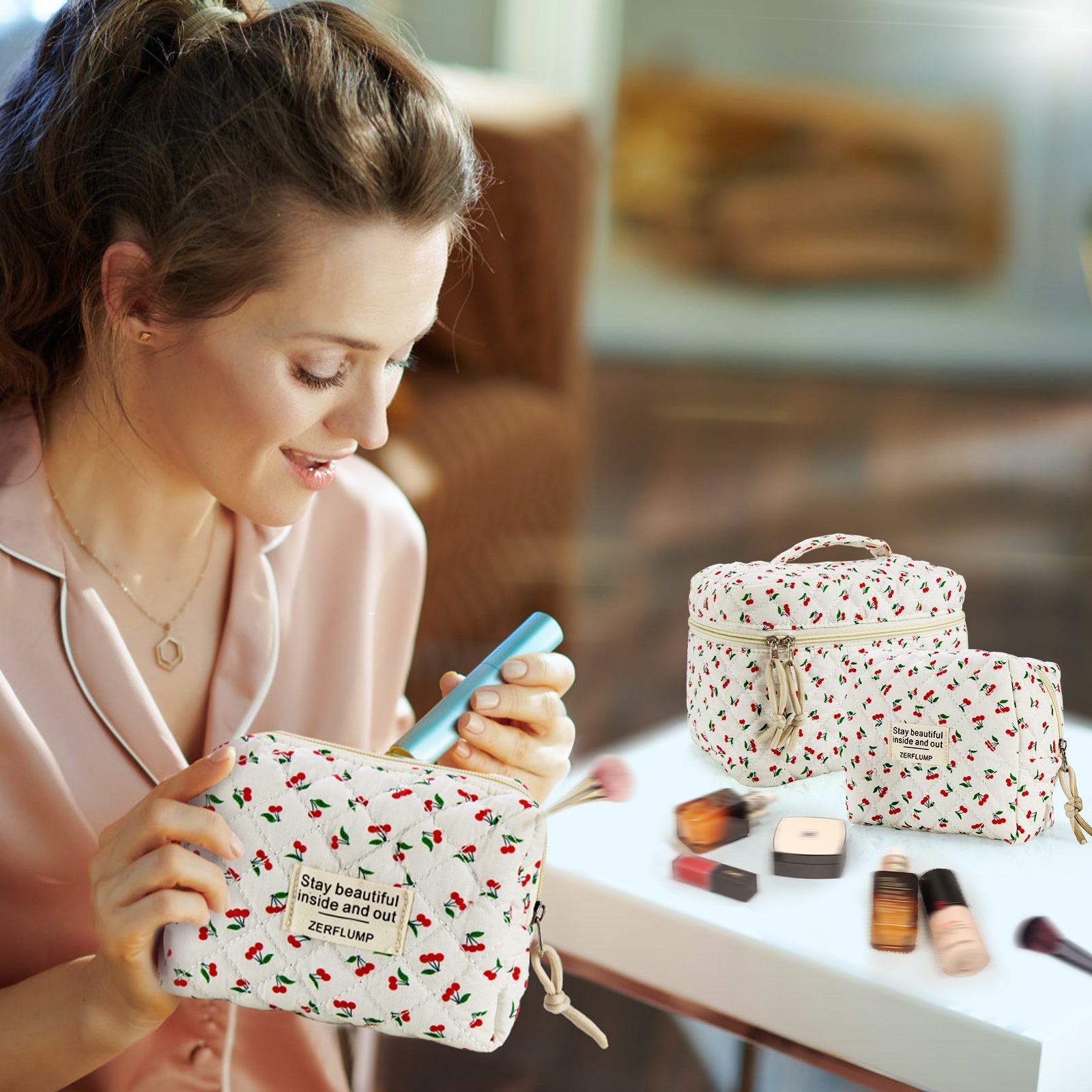 Travel Makeup Bag – 3 Piece, Quilted, for Travel – detail view 31