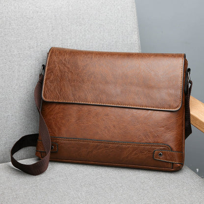 Men's Crossbody Bag – Large Capacity, Multi-Pocket, Adjustable Strap, for Everyday Use – front view
