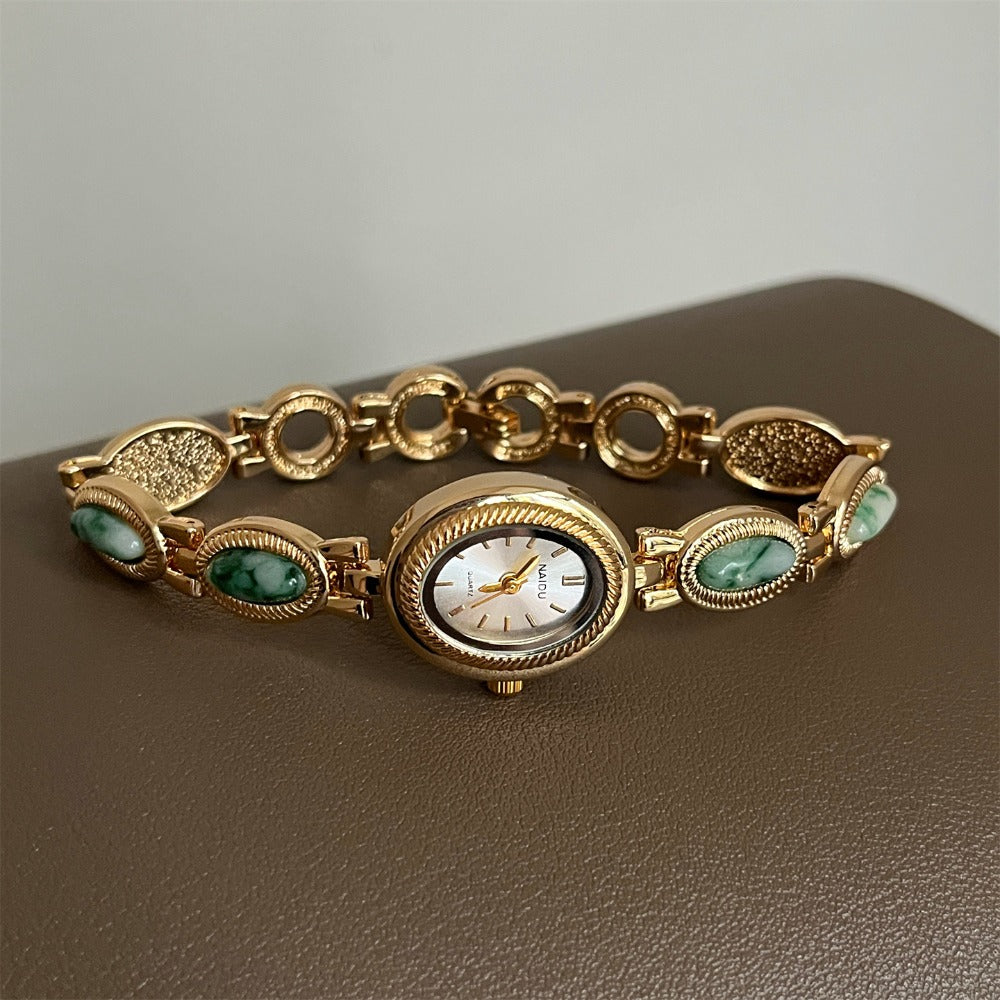 Women's Quartz Watch - Retro Bracelet for Light Luxury French Style Ladies Wristwatch with Band - product detail view 4