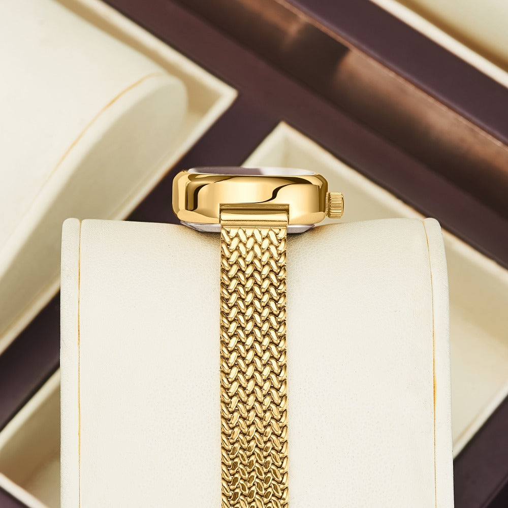 Women's Quartz Watch - 's Elegant Oval Dial Leaf Pattern Bracelet Strap with Gift Box, Stylish - product detail view 2